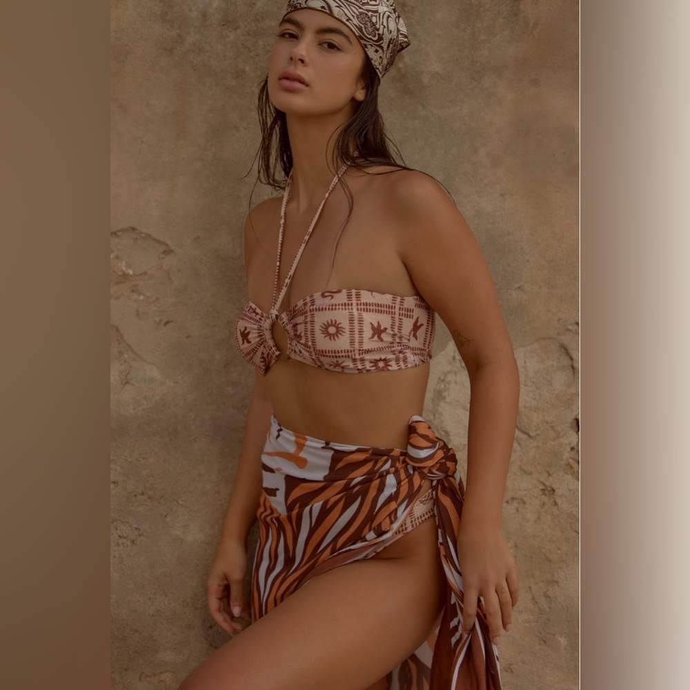 🌴 Malai x Anthropologie Tropical Bikini Top 🌴